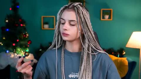 jade_castle online show from 12-19-24, 12:13