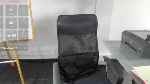 jade_connor online show from 04-16-26, 09:39