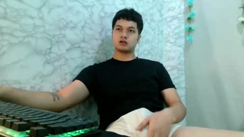 jade_halo online show from 04-19-26, 12:33