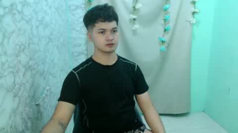 jade_halo online show from 05-18-26, 01:06