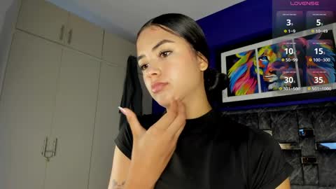 jade_lovv online show from 06-09-26, 12:17