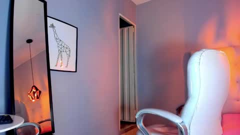 karlla scarlet online show from 12-13-24, 04:22