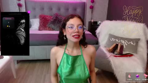 Snapshot of jade_storm_ chatting on 12-30-24, 08:15 JADE online show from 12-30-24, 08:15