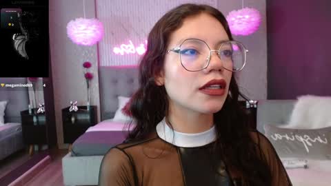 Snapshot of jade_storm_ chatting on 01-21-25, 08:11 JADE online show from 01-21-25, 08:11