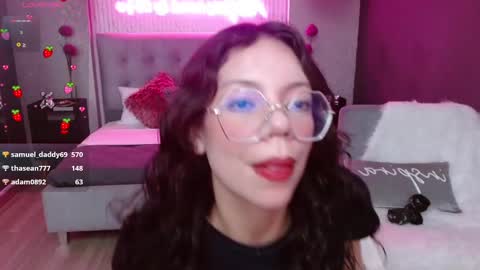 Snapshot of jade_storm_ chatting on 03-09-25, 11:25 JADE online show from 03-09-25, 11:25