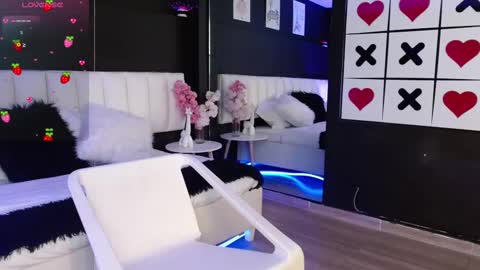 Snapshot of jade_storm_ chatting on 03-10-25, 12:26 JADE online show from 03-10-25, 12:26