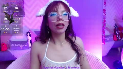 Snapshot of jade_storm_ chatting on 10-11-25, 04:55 JADE online show from 10-11-25, 04:55