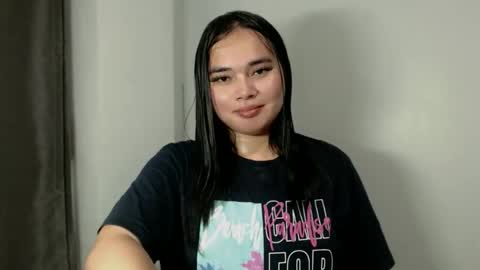 Snapshot of jade_suck chatting on 05-27-26, 12:13 jade_suck online show from 05-27-26, 12:13
