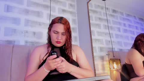 Snapshot of jade_swet chatting on 01-21-25, 09:35 jade swet online show from 01-21-25, 09:35
