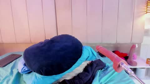 Snapshot of jade_swet chatting on 02-11-25, 12:27 jade swet online show from 02-11-25, 12:27