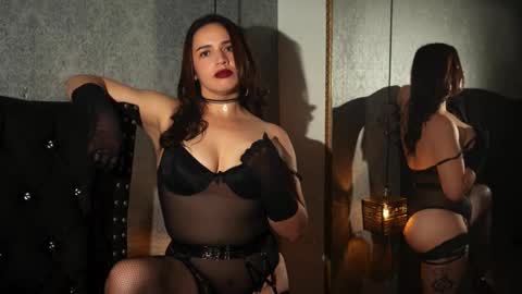 Snapshot of jade_swet chatting on 02-13-25, 03:24 jade swet online show from 02-13-25, 03:24