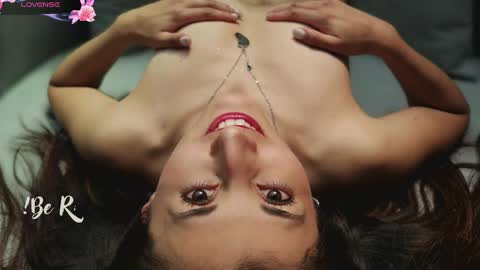 Snapshot of jade_white_ chatting on 03-11-25, 12:06 jade white online show from 03-11-25, 12:06