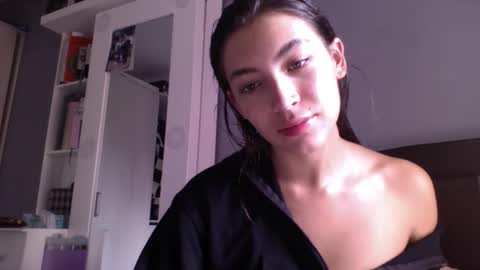 Snapshot of jade_ws chatting on 06-05-26, 09:42 Jade online show from 06-05-26, 09:42
