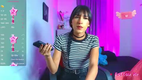 Snapshot of jadebenett chatting on 07-13-26, 03:42 Jade Benett online show from 07-13-26, 03:42