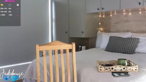 Jade online show from 03-07-26, 09:17