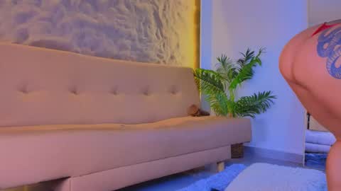 jadee__ online show from 01-17-26, 03:00