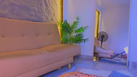 jadee__ online show from 02-01-26, 03:27