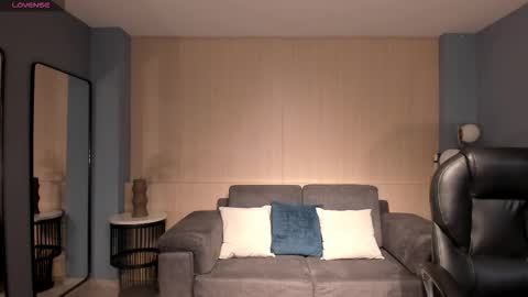 Snapshot of jadeevansx chatting on 02-16-26, 07:43 JADE EVANS online show from 02-16-26, 07:43