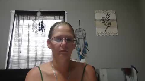 Snapshot of jadeluv chatting on 07-05-26, 03:52 JadeLuv online show from 07-05-26, 03:52
