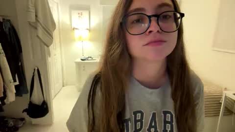 Snapshot of jademonroe0522 chatting on 12-04-25, 12:42 jademonroe0522 online show from 12-04-25, 12:42