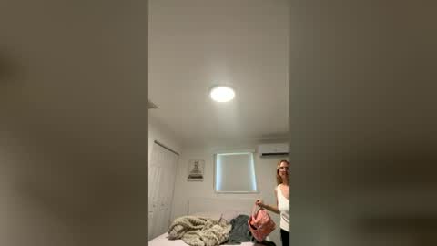 jademonroe0522 online show from 06-22-26, 06:16