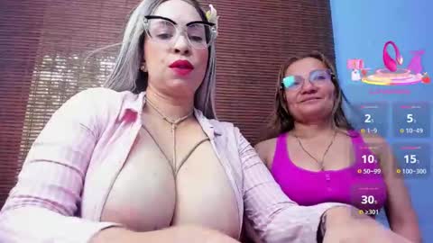 JADEMOOMS online show from 10-26-25, 09:21