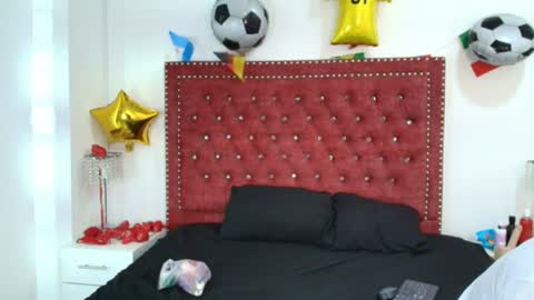 Snapshot of jaden_and_sofia chatting on 07-16-26, 03:12 Jaden and Sofia online show from 07-16-26, 03:12
