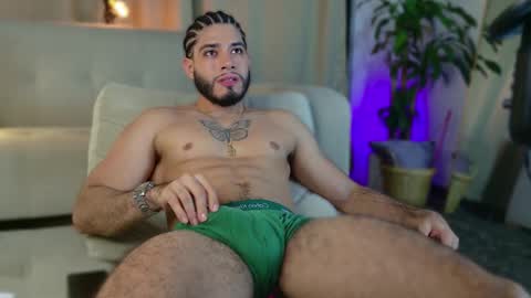 Jaden Feynman online show from 11-28-25, 05:21