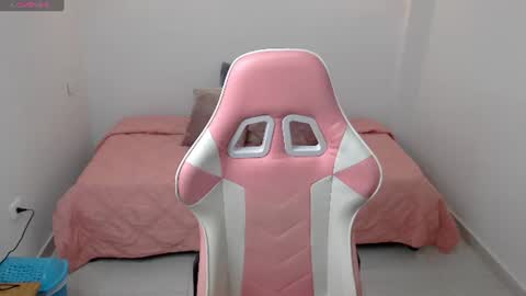 JADE 3 online show from 07-10-26, 01:54