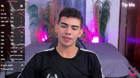 javi15  online show from 12-05-25, 03:37