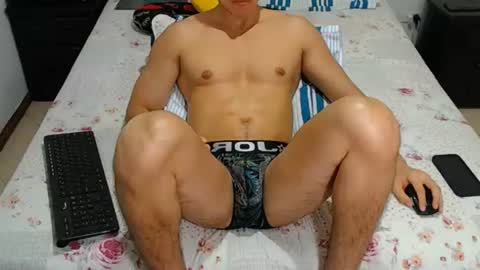 Snapshot of jahshot4 chatting on 07-11-26, 05:10 jahshot4 online show from 07-11-26, 05:10