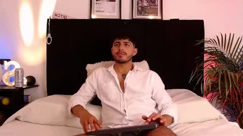 Jaiden online show from 11-25-25, 06:35