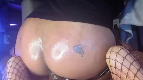 Snapshot of jaidenblake chatting on 12-17-25, 07:36 jaidenblake online show from 12-17-25, 07:36