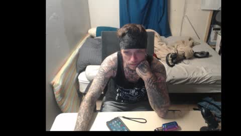 showingitoff online show from 11-07-25, 04:23