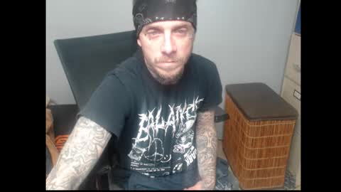 showingitoff online show from 12-20-25, 07:04