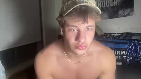 Snapshot of jake_brick chatting on 04-19-26, 04:45 jake_brick online show from 04-19-26, 04:45