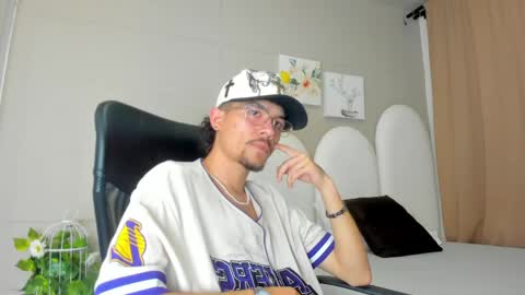 Snapshot of jake_miller__ chatting on 05-25-26, 07:20 Jake online show from 05-25-26, 07:20