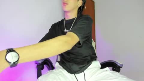 Snapshot of jake_tripp__ chatting on 05-12-26, 03:47 jake online show from 05-12-26, 03:47