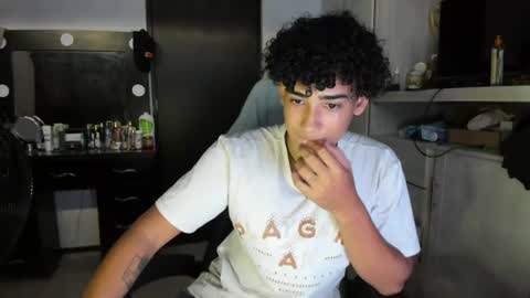 Snapshot of jake_willianss chatting on 06-21-26, 10:45 jake willianss online show from 06-21-26, 10:45