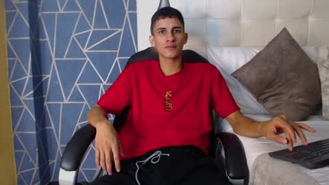 jakemoxleey online show from 12-20-24, 01:00