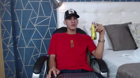 jakemoxleey online show from 01-11-25, 12:29