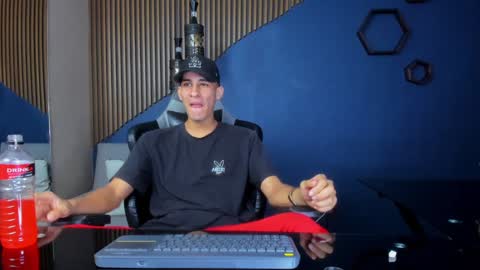 jakemoxleey online show from 01-20-25, 07:04