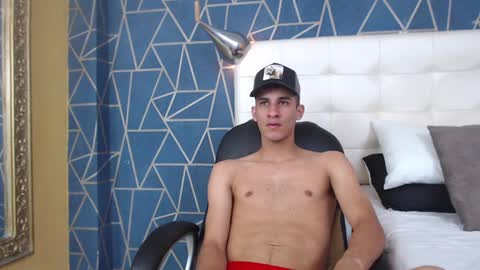 jakemoxleey online show from 02-02-25, 03:49