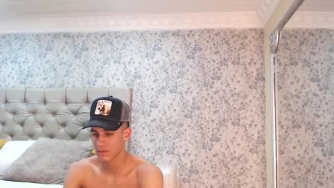 jakemoxleey online show from 02-07-25, 06:56