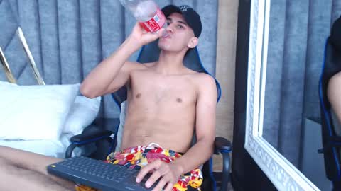 jakemoxleey online show from 02-20-25, 03:52