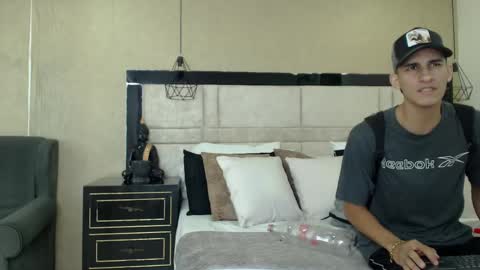 jakemoxleey online show from 02-23-25, 03:02