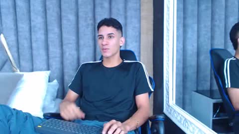 jakemoxleey online show from 03-03-25, 12:05