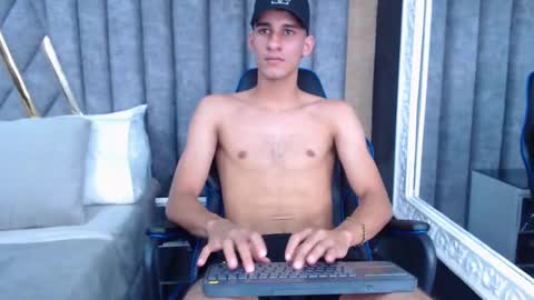 jakemoxleey online show from 03-06-25, 06:05