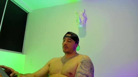 jakestone_1 online show from 04-10-26, 07:29