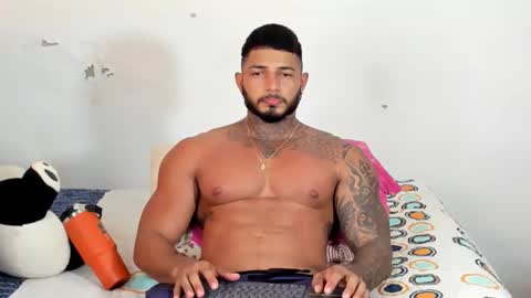 my name is sebas If you come here dont hesitate to say hello Im a guy who really likes having conversations and having hot online show from 07-07-26, 05:28